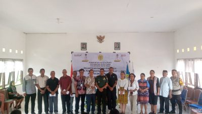 Camat Kota Lama Lantik Pengurus LPM dan Kelurahan Siaga Nefonaek