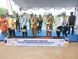 Yosef Lede dan Melki Laka Lena Letakan Batu Pertama Pembangunan Sekolah Rakyat Pertama di NTT