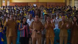 Gubernur Melki Laka Lena Kunjungi SMK Swasta Katolik St. Isidorus Boawae, Perkuat Program One School One Product