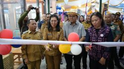 Gubernur Melki Laka Lena Resmikan Gerai NTT Mart Ngada, Perkuat Akses Pasar Produk UMKM Lokal