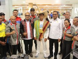Wagub Johni Asadoma Sambut Kepulangan Atlet Disabilitas NTT, Alfin Nomleni Usai Mengharumkan Indonesia di Kancah Internasional
