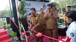 Gubernur Melki Resmikan Dapur Flobamorata dan NTT Mart berbasis One School One Product (OSOP) di SMKN 2 Soe