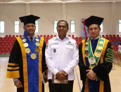 Wagub Johni Asadoma Hadiri Pengukuhan Guru Besar UKAW Kupang