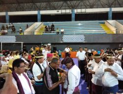 Johni Asadoma Lantik Donatus Ara Kian sebagai Ketua Umum KABELA Kupang