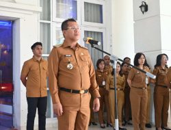 Bupati Kupang Pimpin Apel Kekuatan dan Serahkan SK Pensiun bagi Empat ASN Purna Bakti