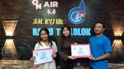 Maria I. E. Neonbasu Bagikan Kisah di Balik Buku Antologi Sastra Pelajar