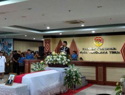 Flouri Rita Wuisan Kenang Ketulusan Pengabdian Alexander Koroh untuk Masyarakat Desa