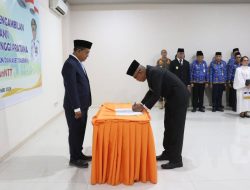 Lantik Kepala Bapenda, Ini Harapan Gubernur Melki Laka Lena