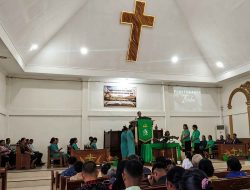 Pendeta Meriana Asry Leka Sampaikan Pesan Kedewasaan Iman di GMIT Nasipanaf