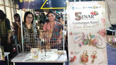 Mahasiswa UNWIRA Kembangkan Gantungan Kunci Berbasis Potensi Lokal NTT di BaSTEL 2026