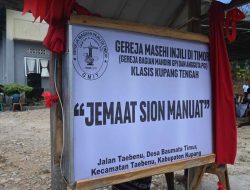 Bupati Kupang Hadiri Ibadah Pemandirian GMIT Sion Manu’at Baumata Timur dan Serah Terima Pelayan