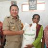 Bupati Kupang Salurkan 238,14 Ton Bantuan Pangan Beras Tahap II Periode Juli–September 2026 di Amarasi Raya