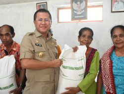 Bupati Kupang Salurkan 238,14 Ton Bantuan Pangan Beras Tahap II Periode Juli–September 2026 di Amarasi Raya