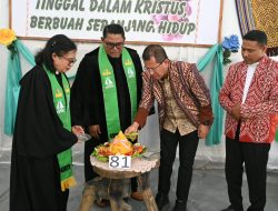 Bupati Kupang Hadiri Ibadah Perayaan HUT Ke-81 dan Peletakan Batu Pertama Pembangunan Jemaat GMIT Efata Taninri’in
