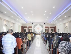 Rayakan Dies Natalis ke – 44, UNWIRA Utus Lulusan ke Tengah Masyarakat