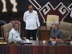 Wagub NTT Hadiri Rapat Paripurna, Dua Ranperda Dilanjutkan ke Tahap Pembahasan Bersama