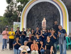 Tutup Bulan Kitab Suci Nasional, OMK Paroki Witihama Gelar Ziarah